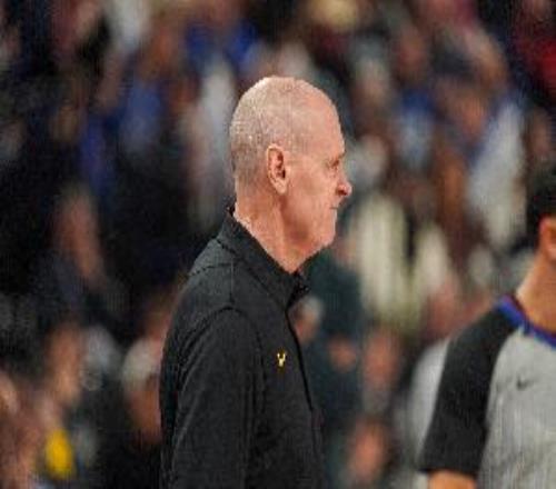 卡萊爾：球員中期被交易看起來(lái)總是很艱難但很多時(shí)候是解脫釋放