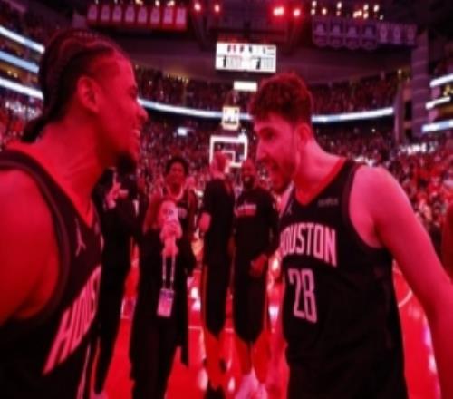 不忘老隊(duì)友！申京曬與杰倫格林昔日同框照：生日快樂(lè)兄弟