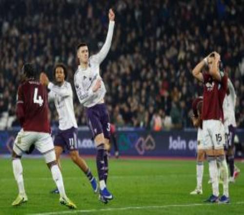 無緣5連勝！曼聯(lián)11西漢姆聯(lián)英超9輪不敗舍什科替補(bǔ)96分鐘絕平