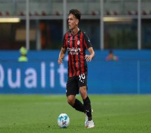 意媒：亞沙里出場少但不能氣餒，該利用這個賽季向莫德里奇學習