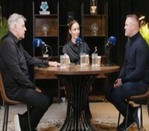 魯尼打趣阿勒代斯：你去不去布萊克本執(zhí)教，我跟你一起去