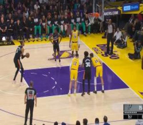 外星人打小孩兒文班亞馬開場3分鐘4中4&罰球6中4獨砍14分3板1帽