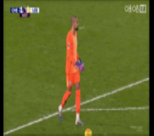 純純白送的點球！比約爾背后推倒佩德羅送點，帕爾默點射破門