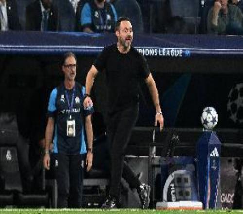 歐冠出局、聯(lián)賽五球慘敗巴黎！羅馬諾：德澤爾比與馬賽即刻解約！