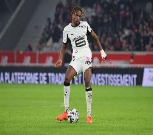 郵報(bào)：切爾西錯(cuò)失雅凱之后仍想簽中衛(wèi)，暫時(shí)無意拉蒙、塞內(nèi)西等人