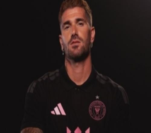 加星！邁阿密國際正式發布全新客場球衣，隊徽上添加銀色冠軍星章