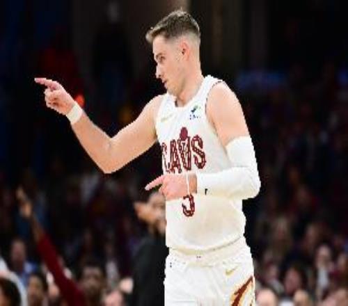 12中11&三分10中9！梅里爾單場90%命中率砍30+0失誤騎士隊史首人