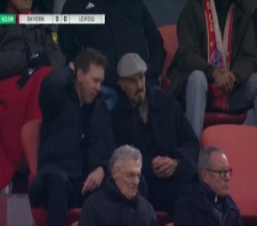 兩隊(duì)有多位德國國腳！納帥和德國U21主帥現(xiàn)場觀戰(zhàn)拜仁vs萊比錫