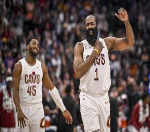 騎士豪取五連勝此后五場(chǎng)對(duì)手分別是籃網(wǎng)黃蜂雷霆尼克斯雄鹿