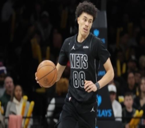 表現(xiàn)亮眼！籃網(wǎng)19號秀特拉奧雷13中8高效砍下20分8助&正負(fù)值+12