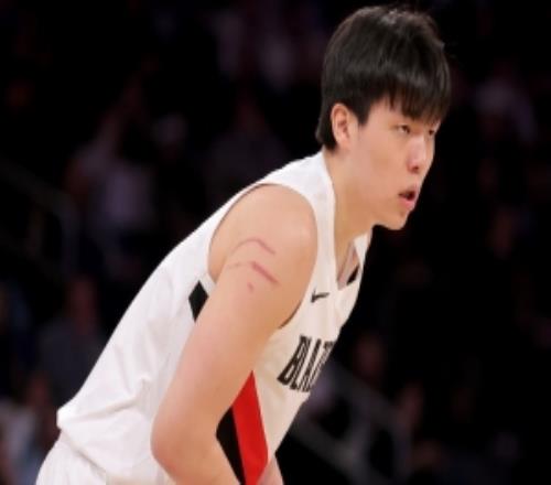 楊瀚森能否長留NBA解說：球隊(duì)的戰(zhàn)術(shù)對(duì)他不友好看他的下限如何