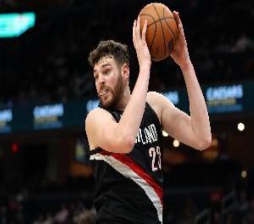 克林根：砍下23+18+7要歸功于教練部署隊友總能把球傳到位