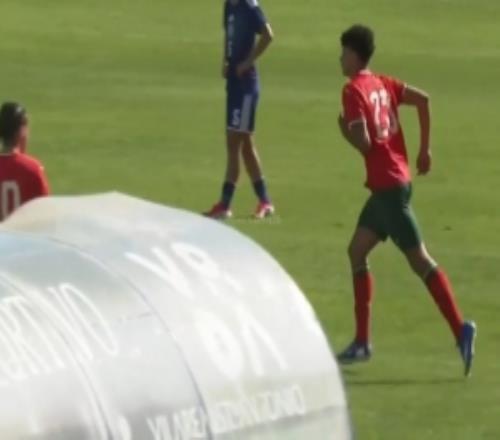 葡萄牙U16隊(duì)30日本U16隊(duì)，迷你羅替補(bǔ)登場(chǎng)失單刀+送助攻