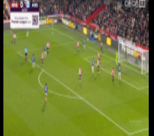 阿森納打破僵局！因卡皮耶傳中，馬杜埃凱后點力壓對手頭球破門