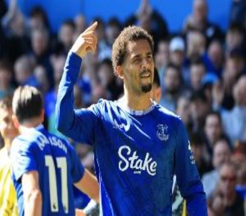 身價(jià)4500萬歐！記者：曼聯(lián)目前尚未就引進(jìn)恩迪亞耶采取行動(dòng)