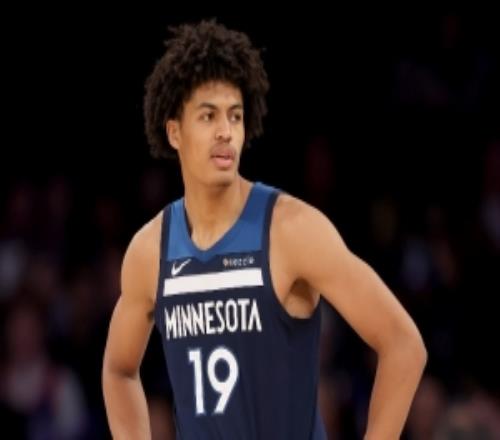 解說：雖然貝蘭熱曾打出代表作但直面楊瀚森這4分鐘兩人差不多