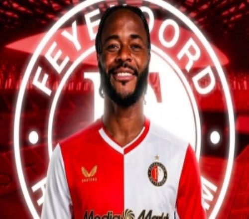 范佩西談斯特林加盟費耶諾德：很高興他能來，還沒談過他的位置