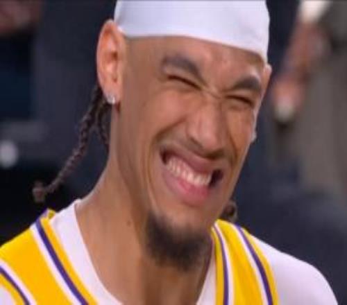 全明星扣籃大賽：全部垮掉！決賽輪菜雞互啄！約翰遜“躺冠”