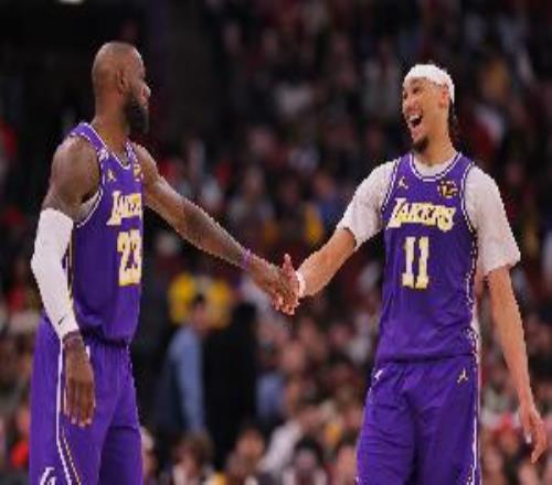 最想隔扣的現(xiàn)役或退役的NBA球星海斯：勒布朗詹姆斯