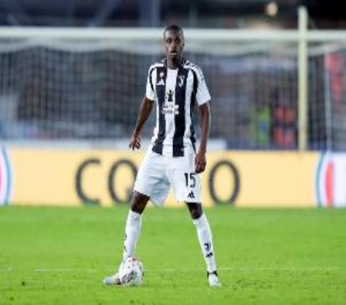 前裁判：卡盧盧第二張黃牌不存在，他和巴斯托尼沒有任何接觸