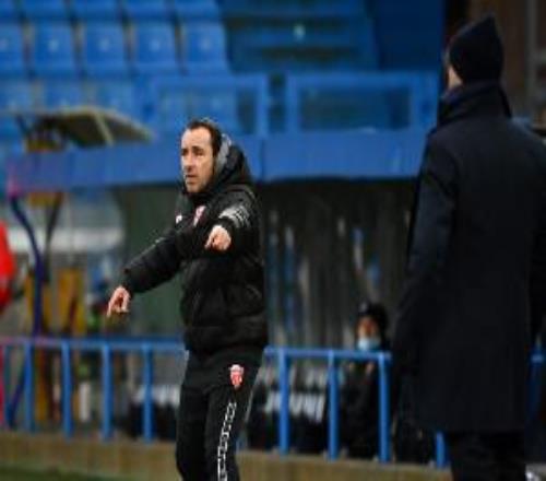 布羅基：卡盧盧染紅巴斯托尼假摔了，這個判罰毀了一場精彩比賽