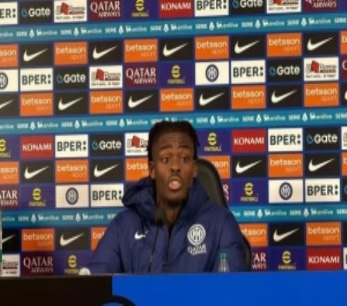 比塞克：卡盧盧紅牌我在另一側(cè)沒看到發(fā)生了什么，所以無可奉告