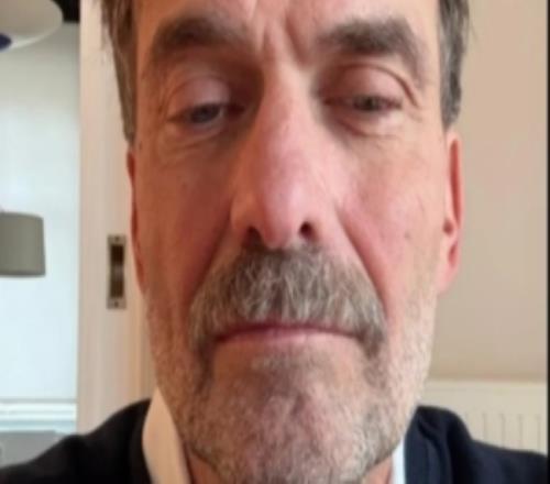 克洛普社媒曬新造型，球迷留言：慢慢變成了《絕命毒師》中的老白