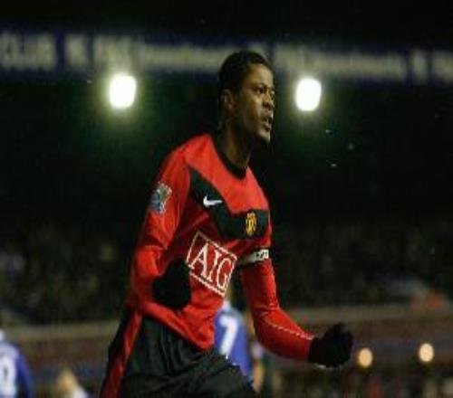 埃弗拉：弗爵爺曾說梅西如果在場上“不消?！保蔷褪俏业膯栴}