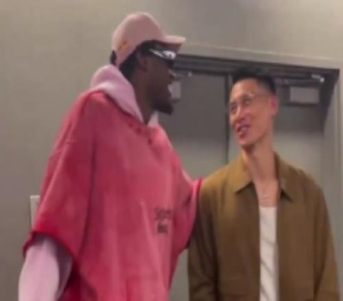 奪冠隊(duì)友相談甚歡！林書(shū)豪：西亞卡姆你們步行者最近挺不容易的