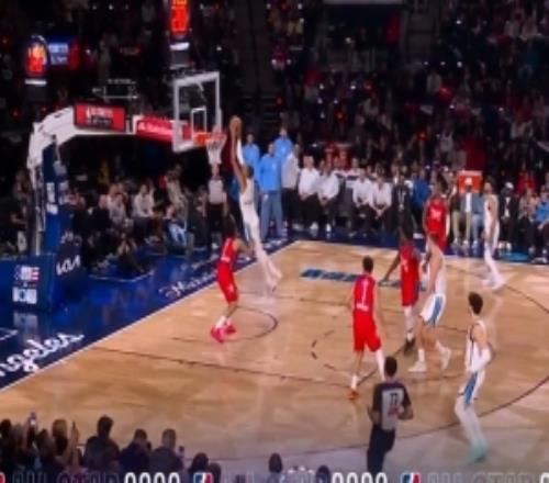 這是要真打！開場5秒文班內(nèi)線卡位轉(zhuǎn)身暴扣隨后再進三分連得5分