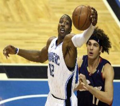 在NBA全明星周末前拿到至少140前場板+140帽！00年至今僅有11人次