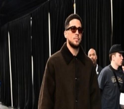 全明星星辰隊(duì)入場(chǎng)穿搭：馬克西細(xì)節(jié)滿(mǎn)滿(mǎn)杜倫黑又硬布克造型依舊