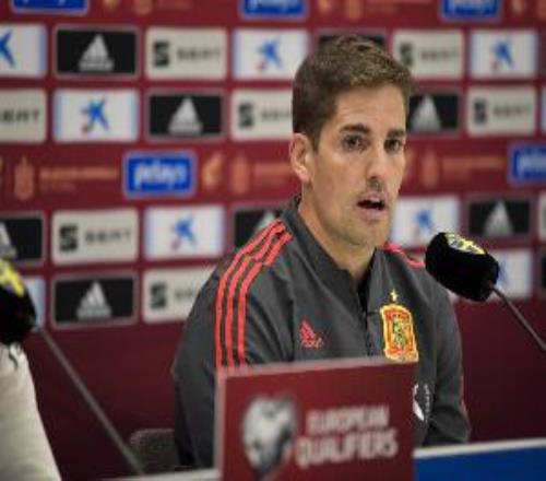 記者：羅伯特莫雷諾是哥斯達黎加國家隊新帥熱門候選