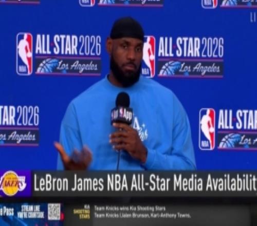 詹姆斯：這賽季我們沒(méi)有多少場(chǎng)比賽擁有完整陣容健康最重要