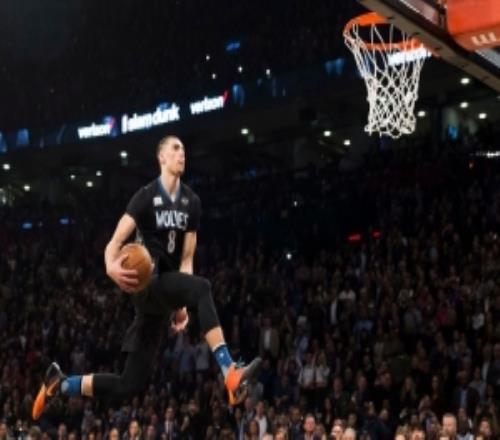 能像拉文那樣扣一個(gè)嗎楊瀚森：No那樣太瘋狂了