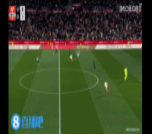 這動作！比賽尾聲階段亞馬爾被對手雙人放倒，羅卡飛鏟吃直紅下場