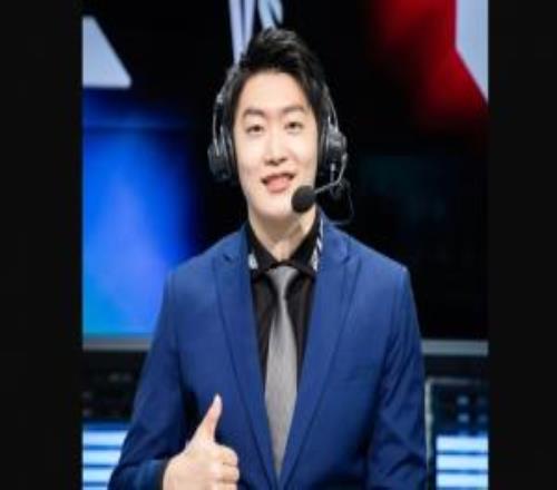 管澤元：春晚廣告也太多了吧！有一種借著大年三十狠狠吃鍍層的感覺