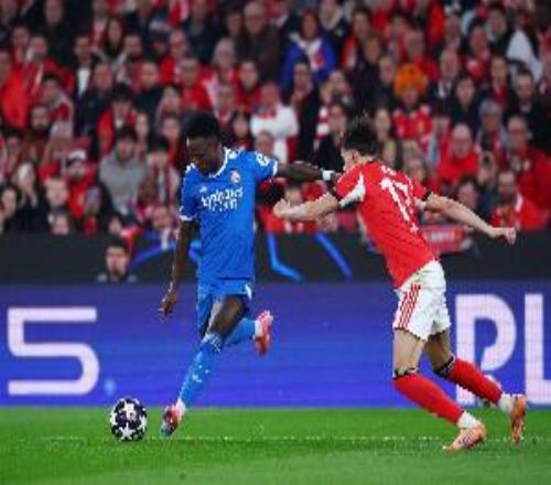 怒斥穆帥！記者：穆里尼奧當(dāng)年狂奔慶祝，現(xiàn)在卻叫別人收斂虛偽