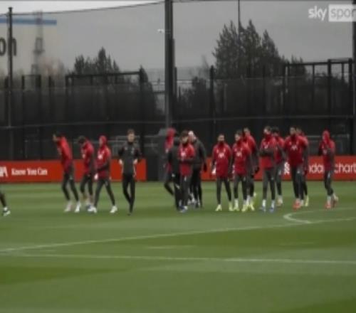 已缺席4場比賽！天空體育：弗林蓬沒有出現在利物浦今天的訓練中