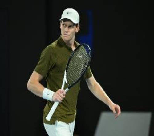 進八強！ATP500卡塔爾公開賽第二輪：2號種子辛納以20擊敗波普林