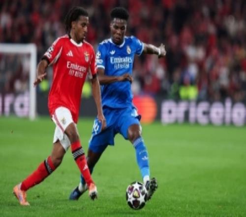 記者：瓊阿梅尼周三做了檢查，球員并無大礙只是有些不適