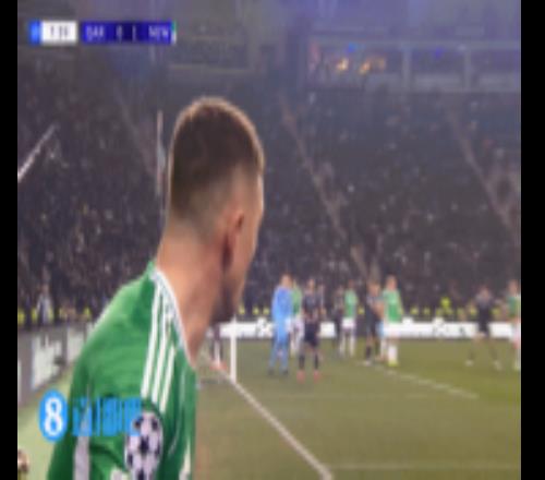 紐卡8分鐘2球領先卡拉巴赫！特里皮爾傳中，佳夫高高躍起頭球破門