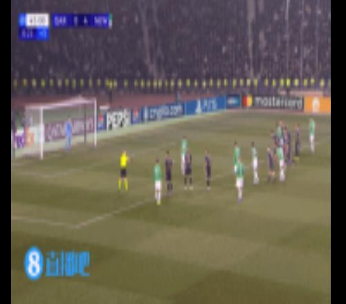 半場大四喜！對手門將送點戈登再次點射破門，紐卡已50卡拉巴赫