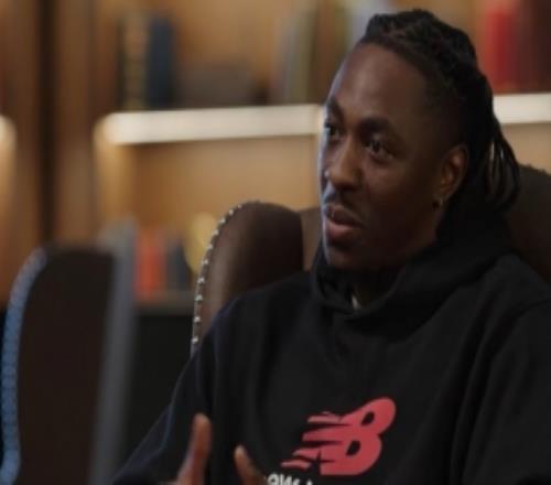 埃澤：踢球就像在下國際象棋想在贏球的同時也尋找樂趣