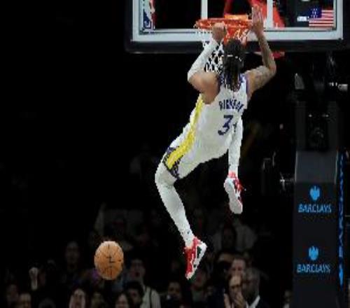 苦苦支撐！理查德半場9中5拿到并列最高15分三分6中3