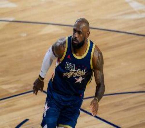 詹姆斯本賽季潛在里程碑：出場(chǎng)數(shù)投籃命中數(shù)歷史第1助攻第3等等