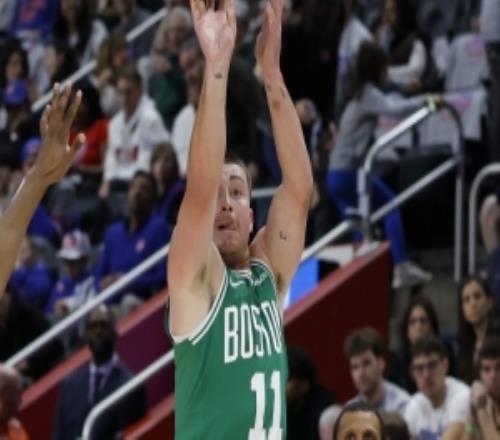 今天是三分大戰(zhàn)！本賽季三分出手數(shù)：勇士45.1第一綠軍42.4第二