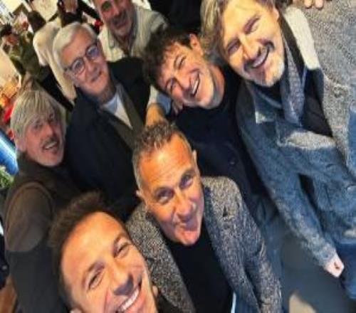 老爺子好久不見！96尤文奪歐冠30周年，皮耶羅等眾將來到里皮家中