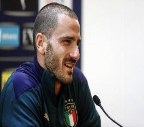 博努奇：囧叔直覺非常準(zhǔn)而孔蒂戰(zhàn)術(shù)強(qiáng)我在意大利隊(duì)是定位球教練