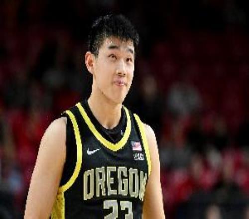 林葳談校園生活：沒想到大學里有這么完整的賽場氛圍在中國沒有